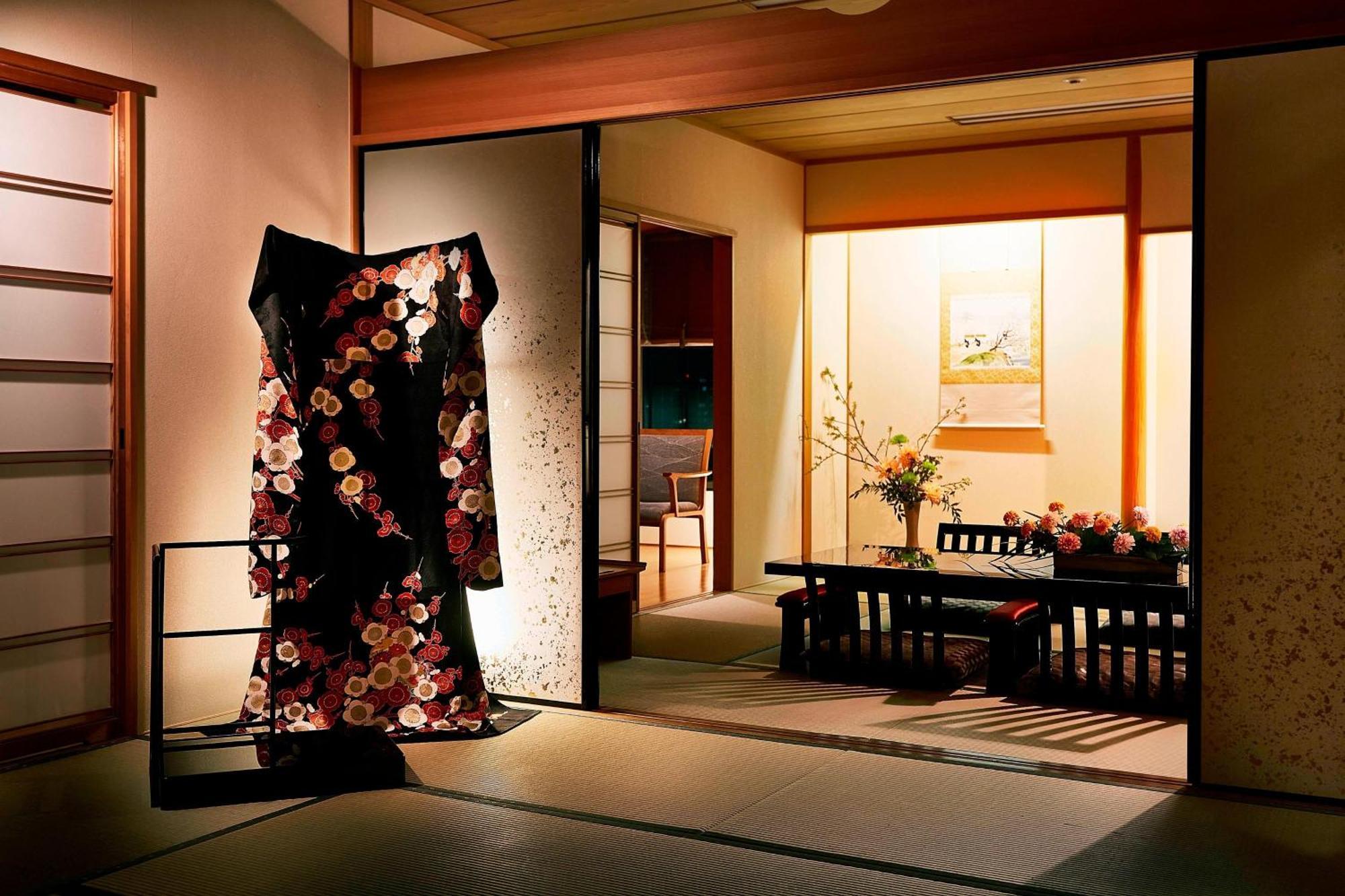 The Ritz-Carlton Osaka Hotel Exterior foto
